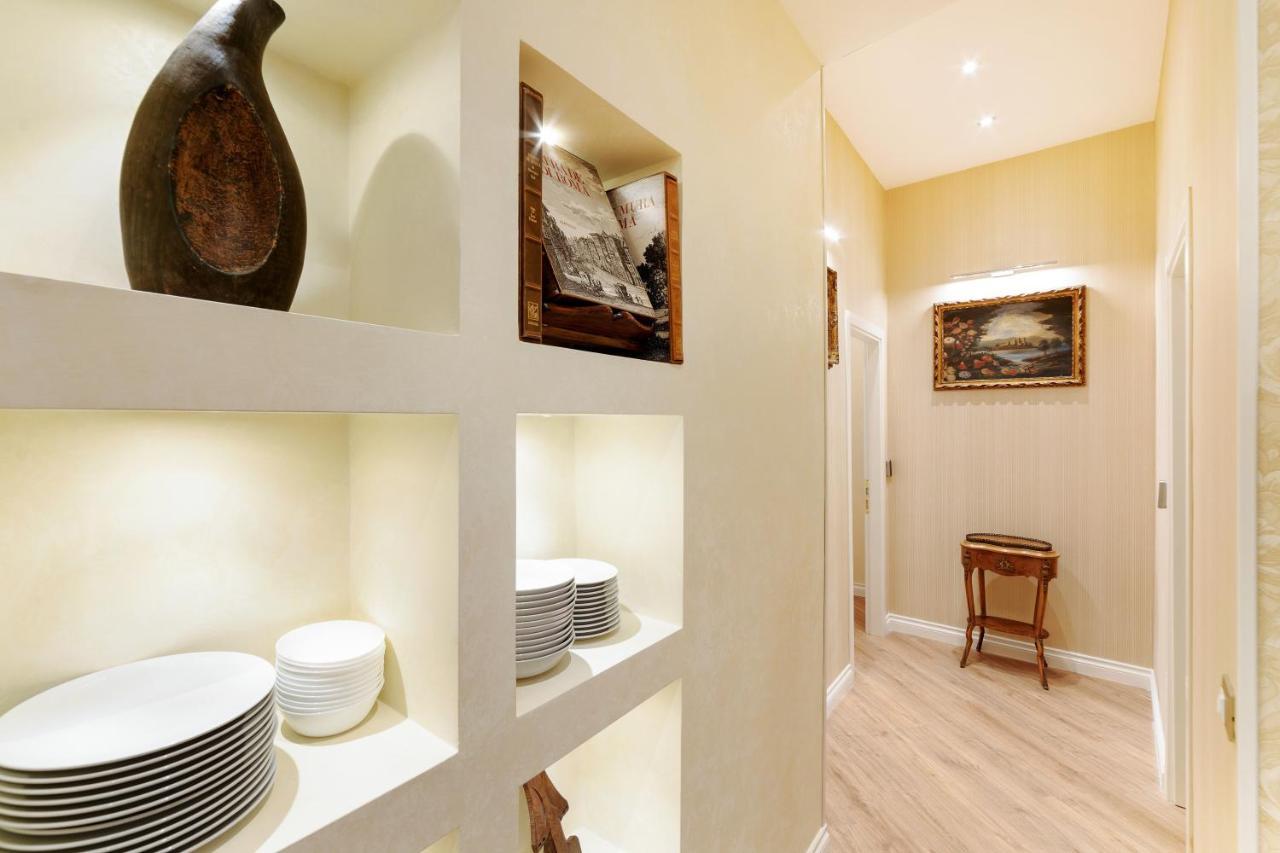 Pantheon Hedonism Apartment Rom